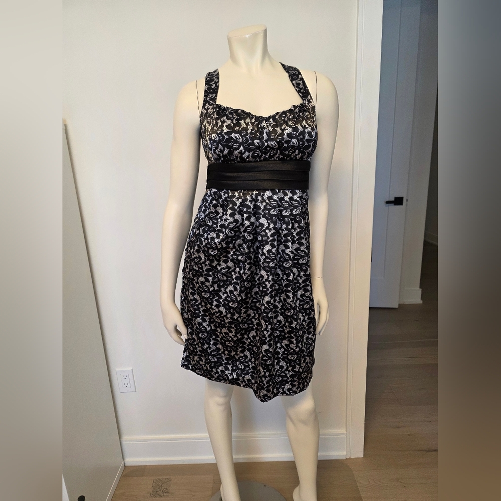 NWOT City Triangles satin dress lace print Size 11